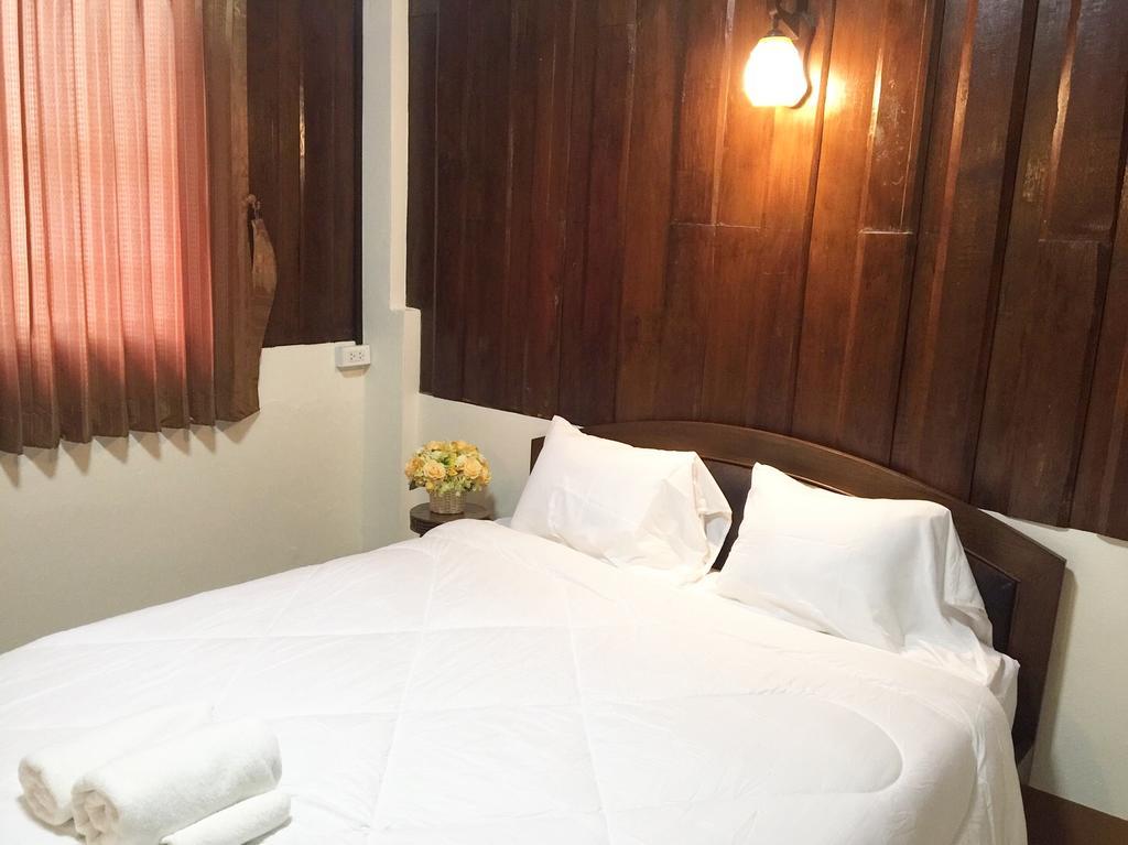 צ'יאנג מאי Phrasing Guesthouse מראה חיצוני תמונה