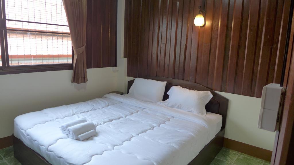 צ'יאנג מאי Phrasing Guesthouse מראה חיצוני תמונה