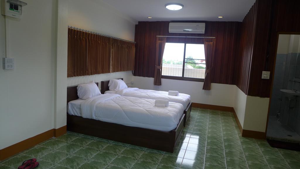 צ'יאנג מאי Phrasing Guesthouse מראה חיצוני תמונה