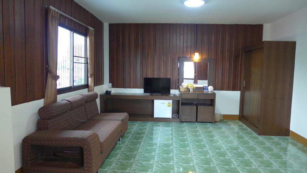צ'יאנג מאי Phrasing Guesthouse מראה חיצוני תמונה