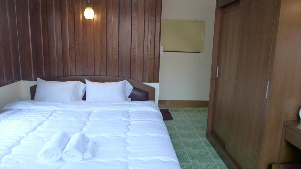 צ'יאנג מאי Phrasing Guesthouse מראה חיצוני תמונה