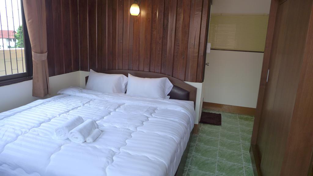 צ'יאנג מאי Phrasing Guesthouse מראה חיצוני תמונה