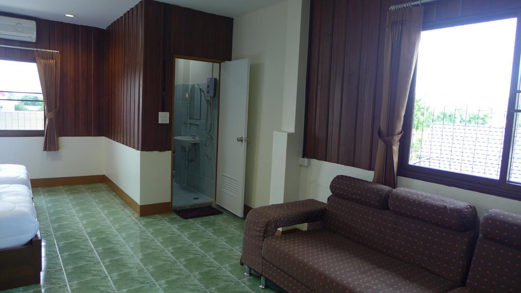 צ'יאנג מאי Phrasing Guesthouse מראה חיצוני תמונה